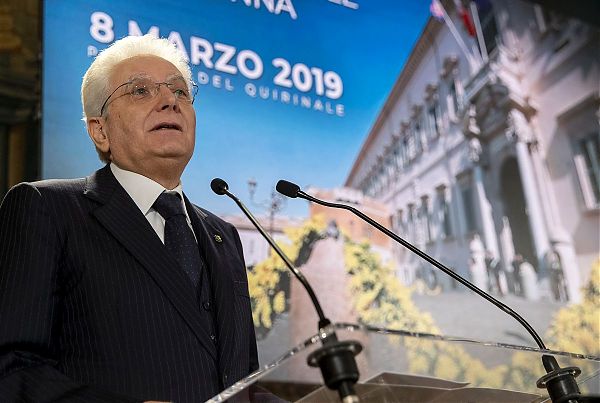 8 MARZO: MATTARELLA “INGIUSTIFICABILI DISEGUAGLIANZE SALARIALI”
