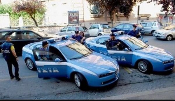 CAMORRA: GUERRA TRA CLAN SIBILLO E BUONERBA-MAZZARELLA, 11 ARRESTI