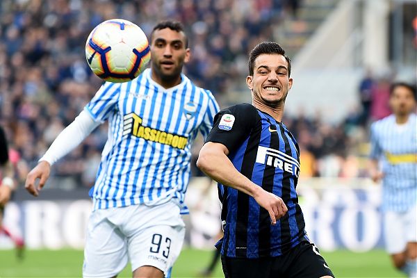 CALCIO: SERIE A. INTER BATTE SPAL, TORINO E ATALANTA AGGANCIANO ROMA
