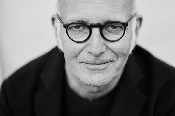 MUSICA: EINAUDI, DOMANI NUOVO ALBUM “SEVEN DAYS WALKING”