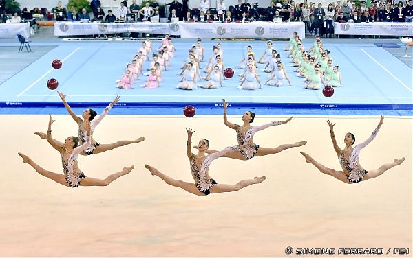 GINNASTICA: GRAND PRIX DERIUGINA CUP. BRONZO PER LE FARFALLE AZZURRE