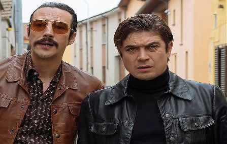 CINEMA: RICCARDO SCAMARCIO È LO SPIETATO, IN SALA E SU NETFLIX