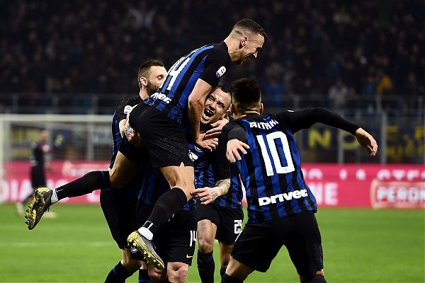 CALCIO: INTER. NAINGGOLAN “GRUPPO SANO E UNITO, VOGLIAMO CHAMPIONS”
