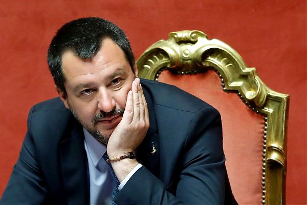 BANCHE, SALVINI “MEF CI STA METTENDO TROPPO A RIMBORSARE I TRUFFATI”