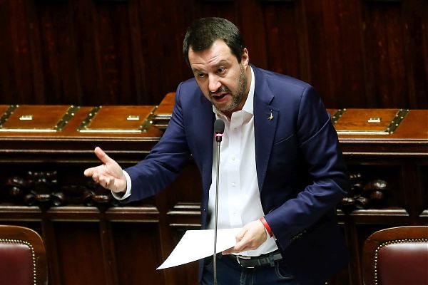 INCENDIO BUS, SALVINI “SÌ A CITTADINANZA A RAMY”