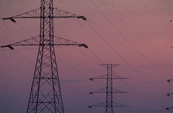 DAL 1° APRILE CALO BOLLETTE, ELETTRICITÀ -8,5% E GAS -9,9%