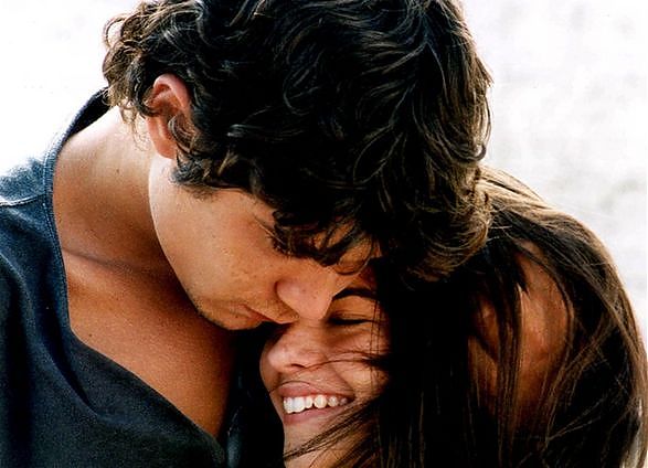 TV: NETFLIX, TRE METRI SOPRA IL CIELO DIVENTA UNA SERIE