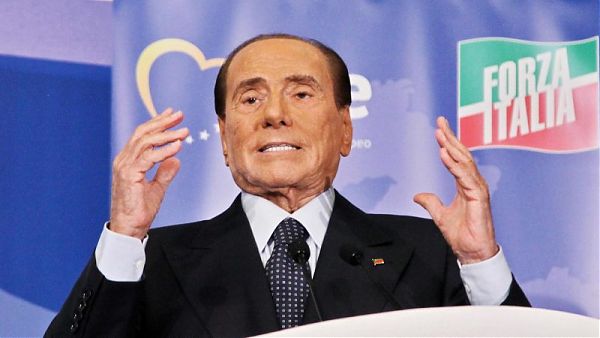 FORZA ITALIA: BERLUSCONI “MI CANDIDO, ACCORDO CON PPE SENZA SINISTRA”