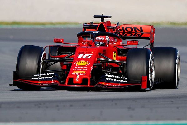 F.1: GP BAHRAIN. POLE LECLERC DAVANTI VETTEL, PRIMA FILA FERRARI