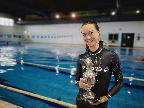 FIPSAS: APNEA DINAMICA SENZA ATTREZZI DA RECORD PER ALESSIA ZECCHINI