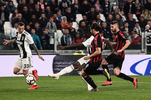 CALCIO: SERIE A. ANCORA KEAN DECISIVO, JUVE BATTE MILAN 2-1