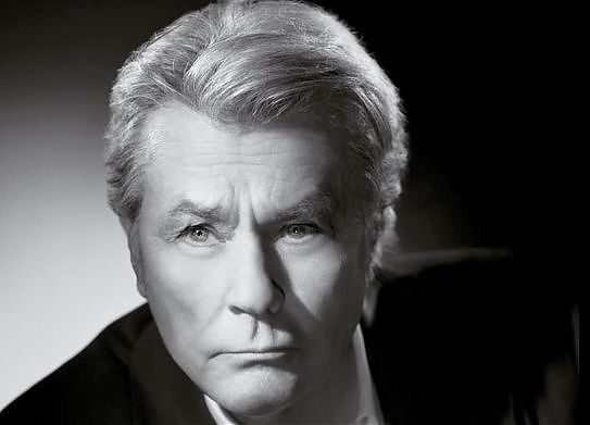 CANNES, PALMA D’ORO ALLA CARRIERA AD ALAIN DELON