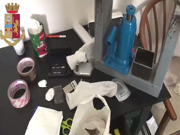 BLITZ A FOGGIA CONTRO TRAFFICO DROGA, IN MANETTE ANCHE BOSS