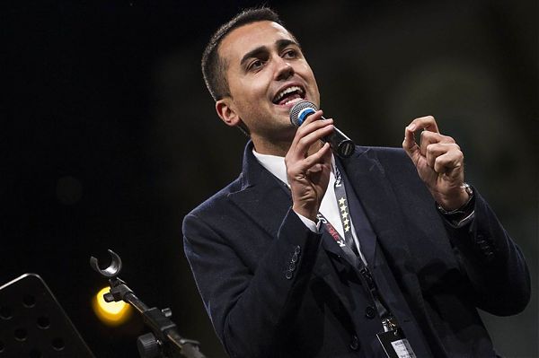 DI MAIO: “PORTI CHIUSI? MI STA PIÙ A CUORE PORTE CHIUSE ALLA MAFIA”