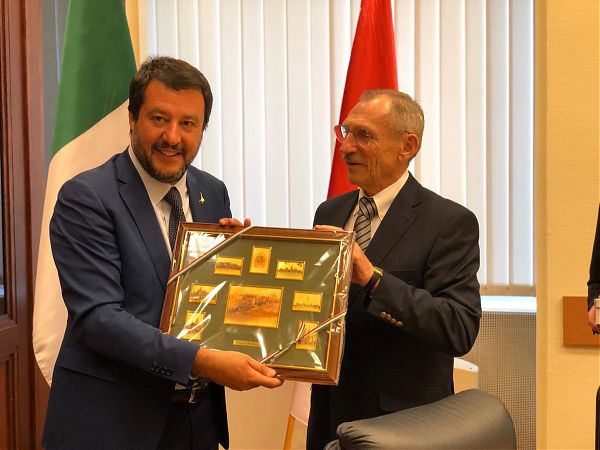 IMMIGRAZIONE: SALVINI “DA GOVERNO ITALIA STESSA POSIZIONE UNGHERIA”