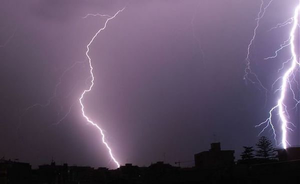 MALTEMPO, IN ARRIVO TEMPORALI E NEVE AL CENTRO-NORD