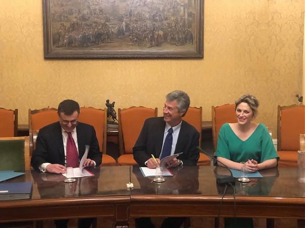 STUDIO UNICREDIT, SETTORE TRASPORTI IN CAMPANIA CRESCE DEL 7% ANNUO