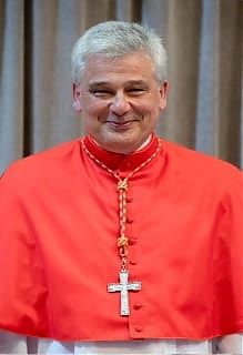 A ROMA ELEMOSINIERE DEL PAPA RIPRISTINA LUCE A PALAZZO OCCUPATO