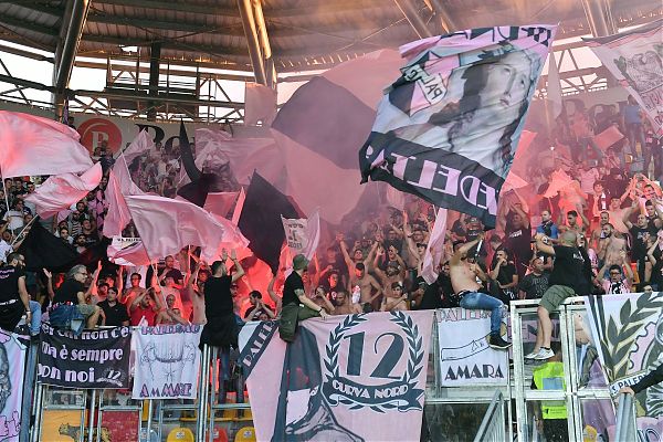 CALCIO: FIGC. STANGATA TFN, PALERMO RETROCESSO IN SERIE C