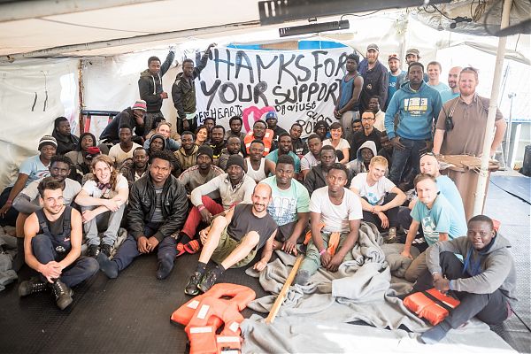 SEQUESTRATA NAVE SEA WATCH 3, SCONTRO VIMINALE-MAGISTRATURA SU SBARCO