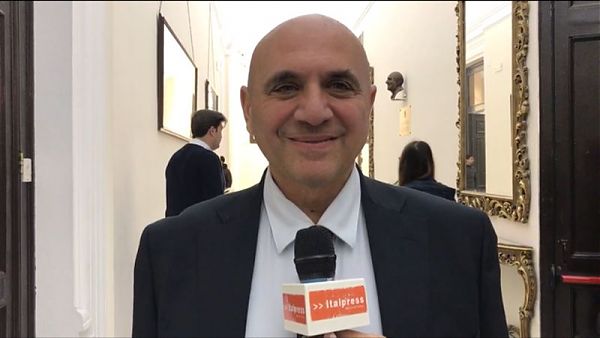 AL CENTRO APPRENDIMENTO PERMANENTE UNIBA “VINCE 2019”