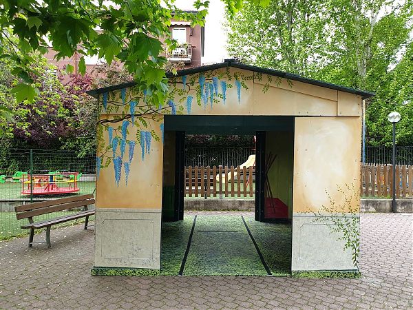 COREPLA, CASETTA RIFUGIO IN PLASTICA RICICLATA IN ORATORIO DI MILANO