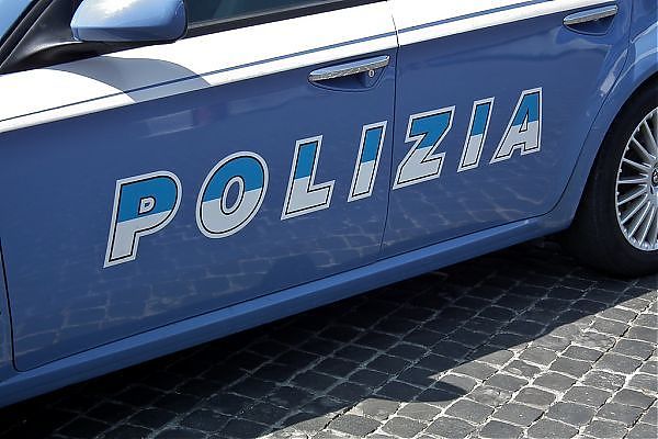 BLITZ DELLA POLIZIA CONTRO MAFIA PUGLIESE, ARRESTI IN TUTTA ITALIA