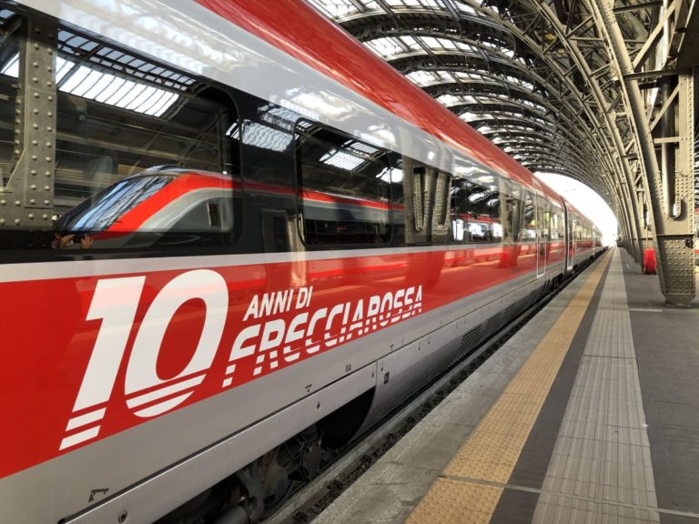 DA TRENITALIA UN TRENO OGNI 12 SECONDI PER MARE, MONTAGNA E CITTÀ DARTE