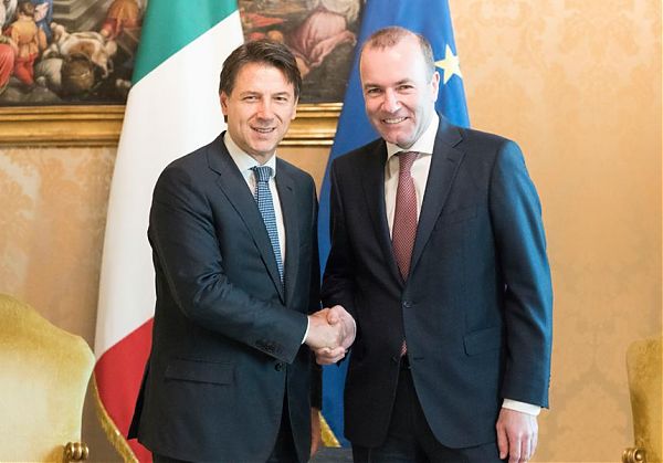 CONTE INCONTRA WEBER “NOMINE UE SIANO EQUILIBRATE”