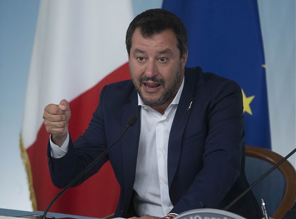 SALVINI SMENTISCE TASSA SU CONTI CORRENTI E CASSETTE SICUREZZA