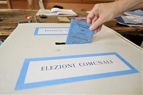 SARDEGNA, DOMENICA 28 COMUNI AL VOTO