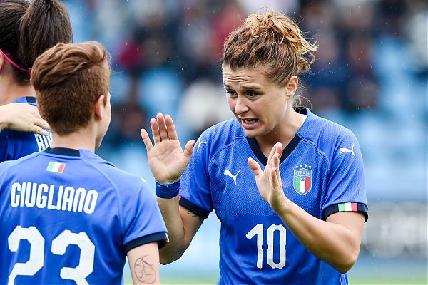 CALCIO: MONDIALI DONNE. ITALIA-GIAMAICA 5-0, AZZURRE AGLI OTTAVI