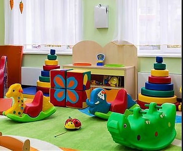 MALTRATTAMENTI AI BIMBI DELL’ASILO, SOSPESE SEI MAESTRE NEL PALERMITANO