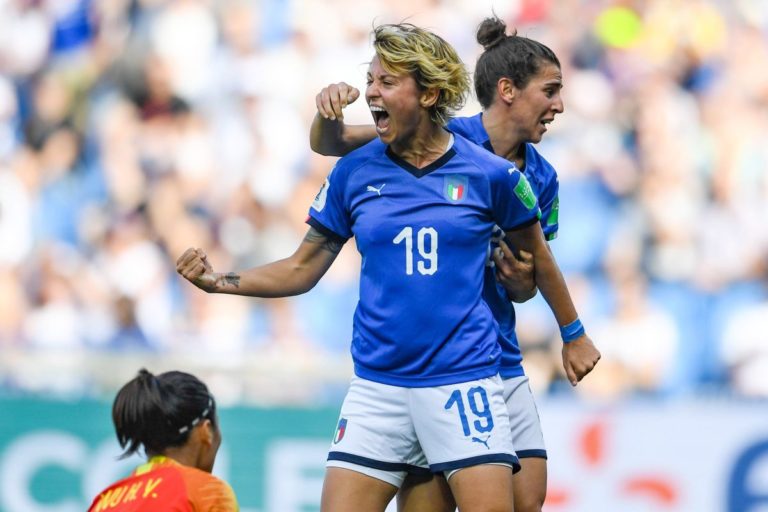 LE AZZURRE STENDONO LA CINA E VOLANO AI QUARTI DI FINALE