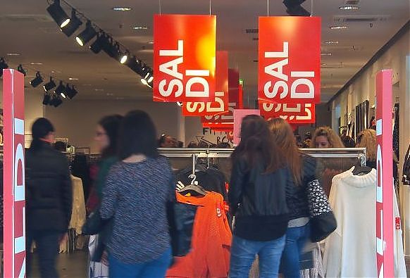 SALDI ESTIVI AL VIA IN CAMPANIA