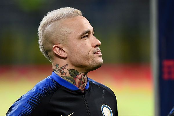 MOGLIE NAINGGOLAN MALATA “OGGI INIZIO LA CHEMIOTERAPIA”