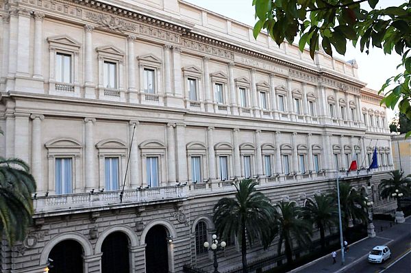 PER BANKITALIA PIL +0,8% NEL 2020 E +1% NEL 2021