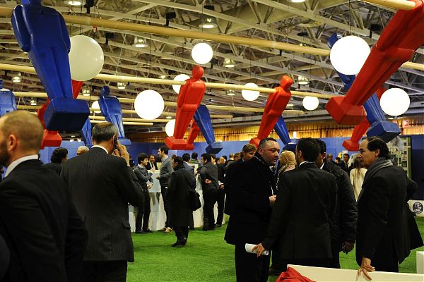 RIFORMA AGENTI SPORTIVI, LA PROROGA SALVA IL CALCIOMERCATO