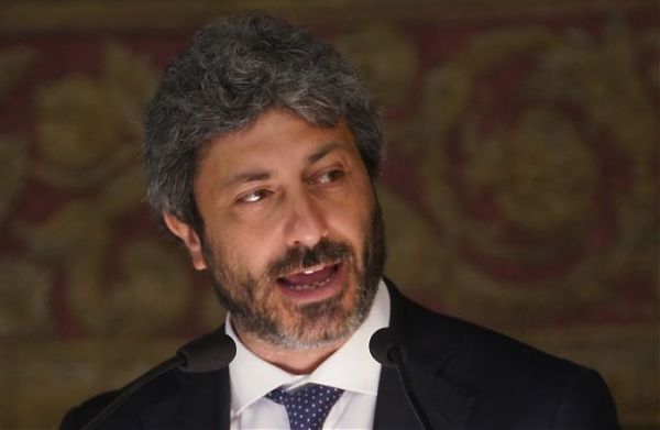 ANCHE MONTECITORIO DIVENTA PLASTIC FREE