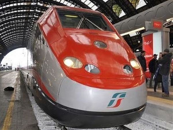 TRAFFICO TRENI IN TILT, RIMBORSO INTEGRALE PER CHI RINUNCIA AL VIAGGIO