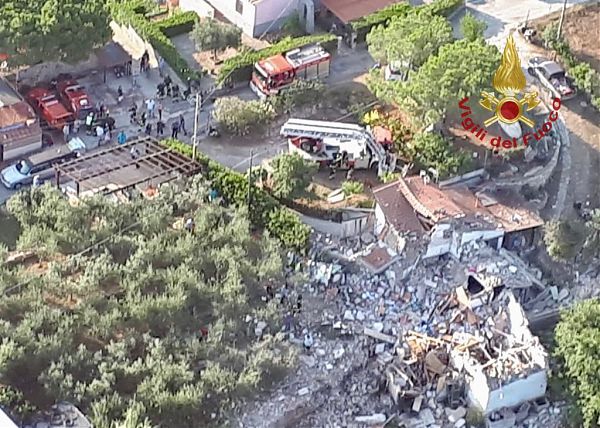 ISOLA D’ELBA, SI AGGRAVA BILANCIO DELL’ESPLOSIONE. SONO DUE I MORTI