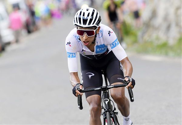 TAPPA ACCORCIATA PER IL MALTEMPO, BERNAL È LA NUOVA MAGLIA GIALLA