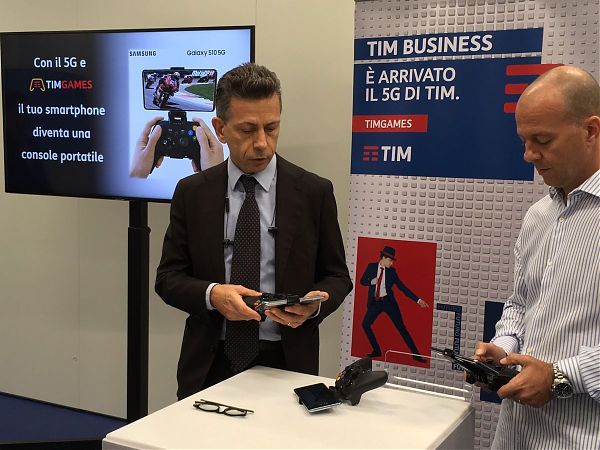 IL 5G ARRIVA A NAPOLI, TIM “STIAMO INVESTENDO AL SUD”