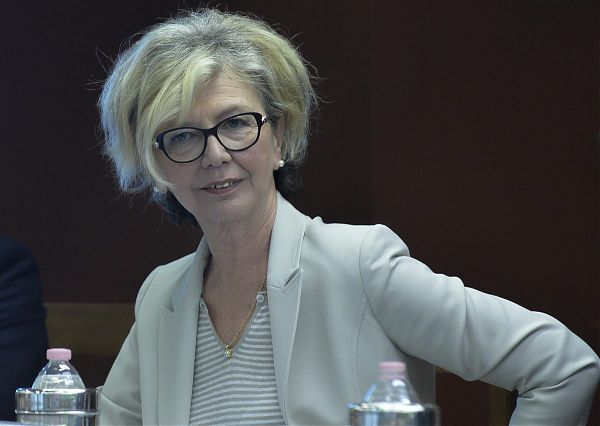 ALLARME CONFESERCENTI “SI CONFERMA LA STAGNAZIONE, BASTA INCERTEZZA”