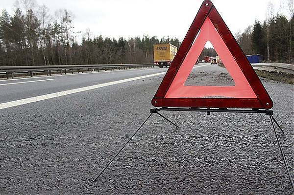 TIR SU CANTIERE DELLA A14, MUOIONO DUE OPERAI
