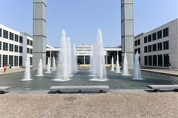 AL MEETING DI RIMINI ILLUMIA SI RACCONTA TRA SOSTENIBILITÀ E LAVORO