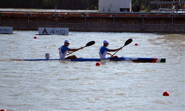 CANOA: BURGO E BECCARO NEL K2 1000 STACCANO PASS PER TOKYO2020