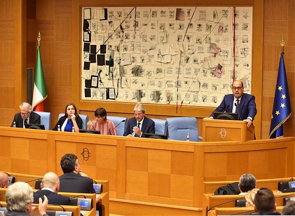 DA PD OK A ZINGARETTI PER VERIFICA GOVERNO, DI MAIO CHIEDE SOLUZIONI