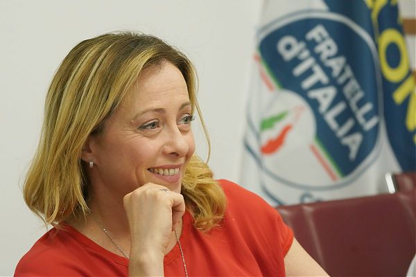 GOVERNO, MELONI “LADRI DI DEMOCRAZIA E TRUFFATORI”