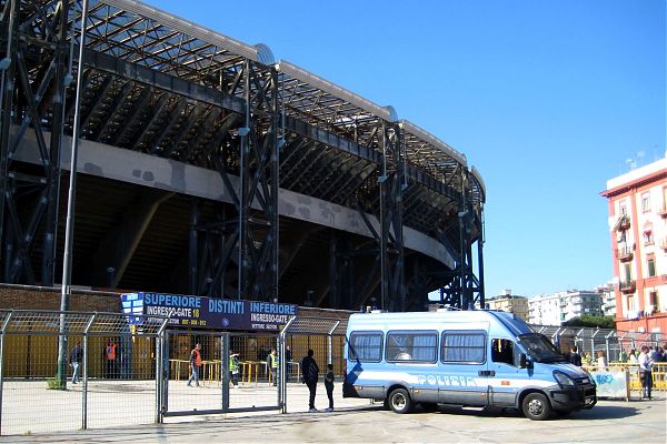 POLEMICA APERTA TRA NAPOLI E COMUNE SUGLI SPOGLIATOI DEL SAN PAOLO